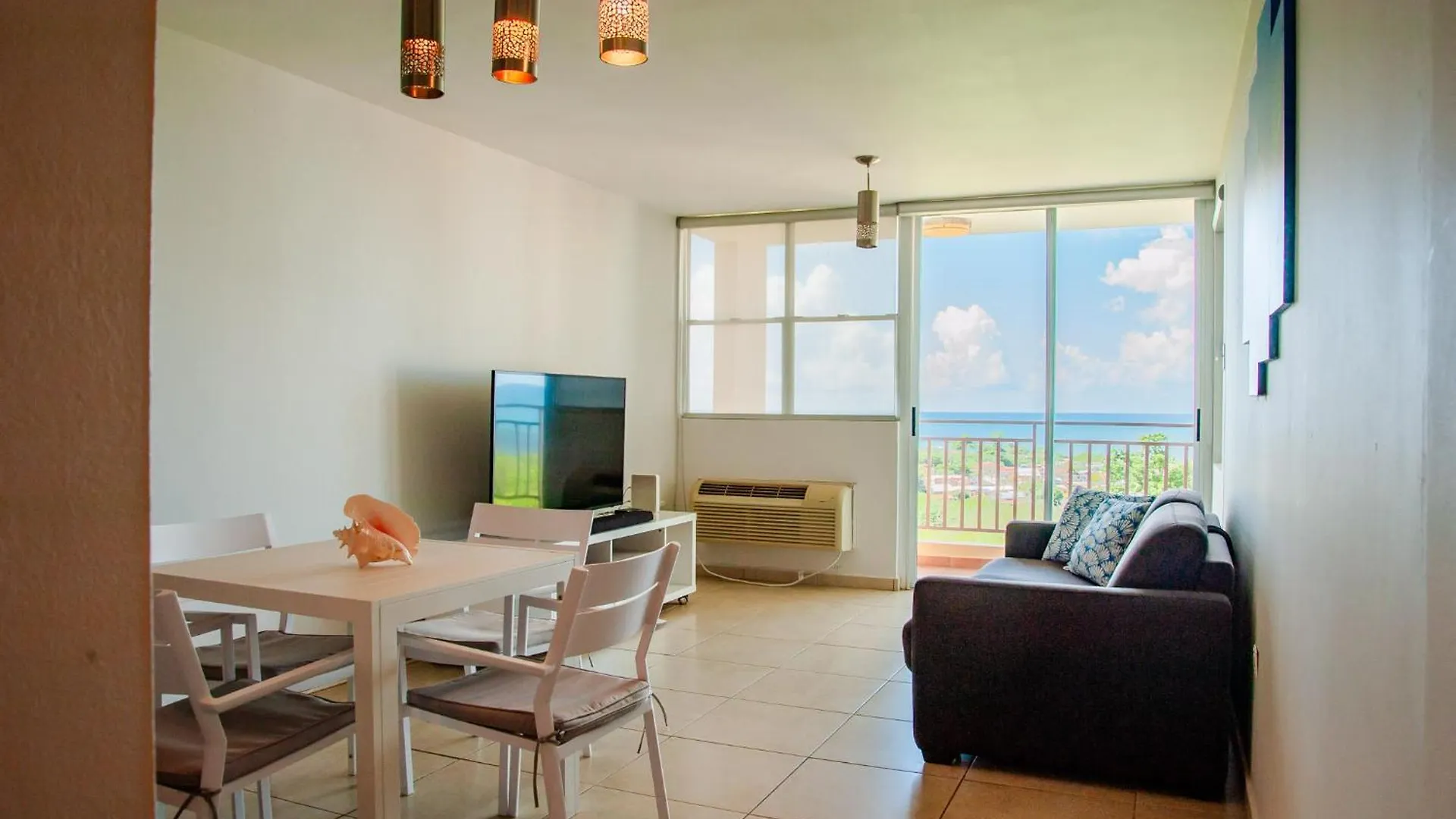 Holiday home El Combate Oceanview Condo With Pool And Smart Tv Boqueron